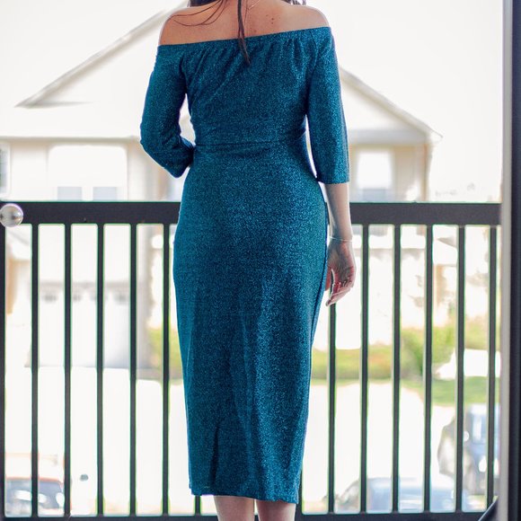 Glitter Off The Shoulder Half Sleeves Ruched Slit Hem Dress - Picture 6 of 9
